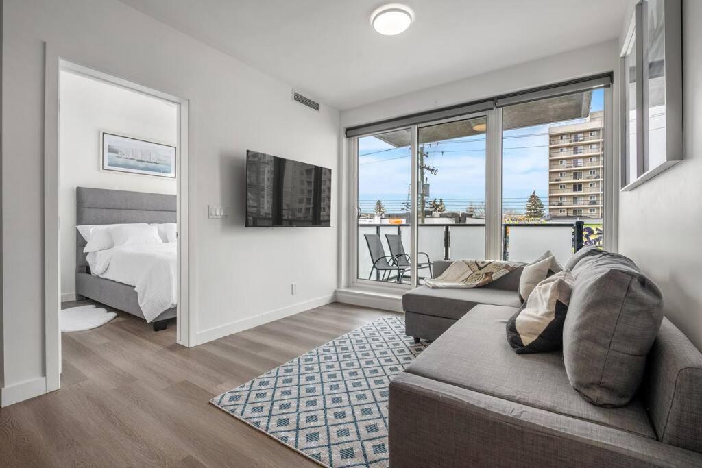 Appartement Chic 1Br Kensington Unit W/Parking à Calgary Extérieur photo