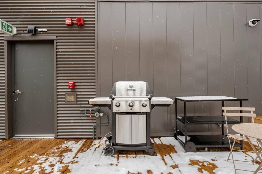 Appartement Chic 1Br Kensington Unit W/Parking à Calgary Extérieur photo